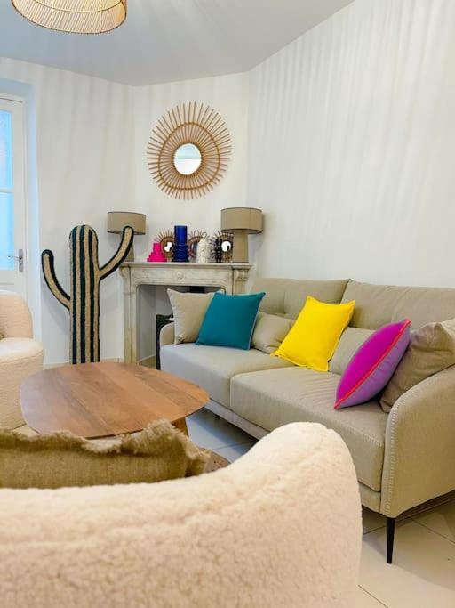 Petit Patio - 2 Chambres - Centre Ville - Climatisation كاسيس المظهر الخارجي الصورة